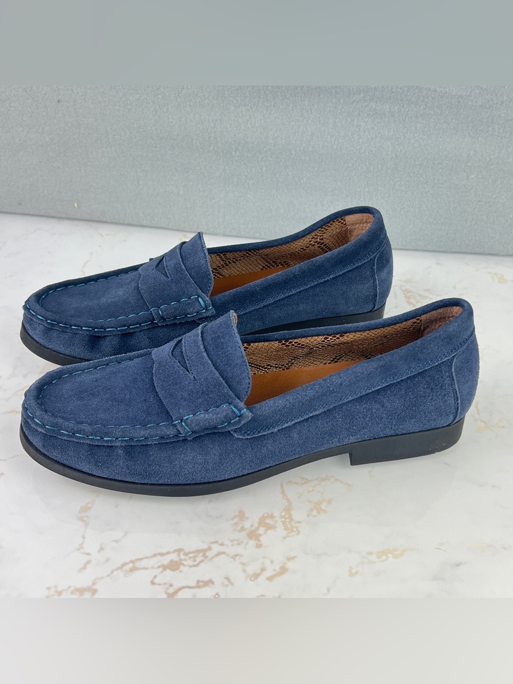 White Mountain Blue Suede Penny Loafers Leather Slip-On Women's Size 7.5M